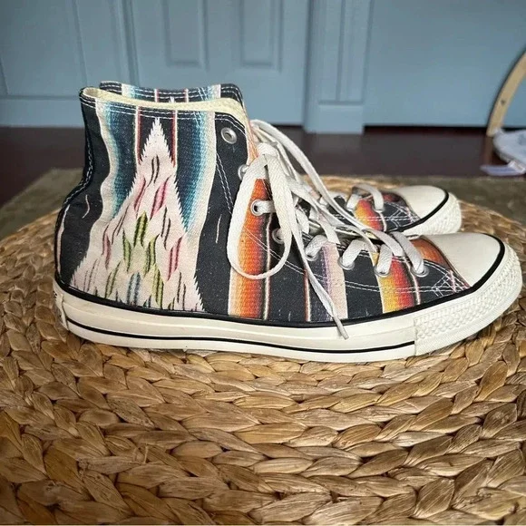 Converse Chuck Taylor HI Top Limited Edition 1446 MultiColor Woven Print Sneaker - Picture 5 of 6